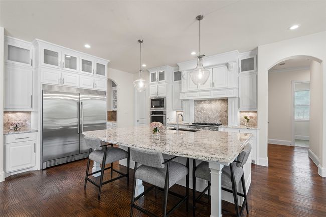 5312 Sendero Dr, House other with 4 bedrooms, 5 bathrooms and null parking in Benbrook TX | Image 11