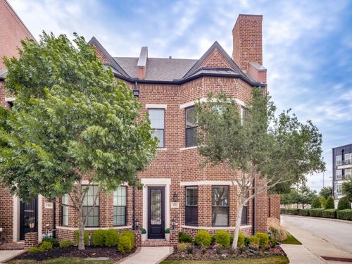 420 Crockett Cir, Roanoke, TX, 76262-2125 | Card Image