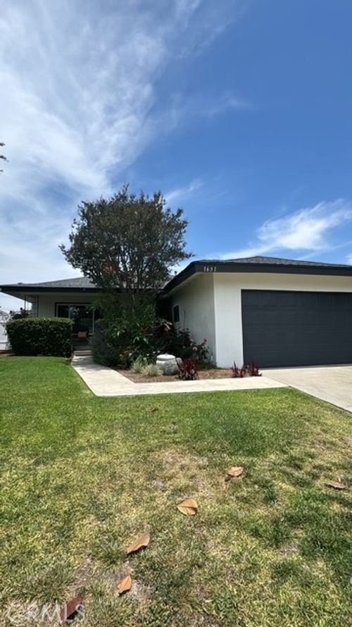 1651 W El Portal Dr, La Habra, CA, 90631-4416 | Card Image
