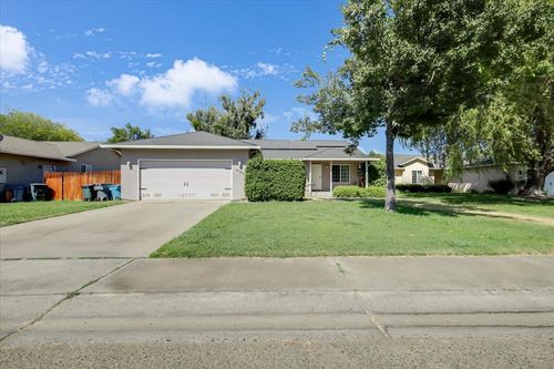 6102 Spinnaker Way, Linda, CA, 95901-6454 | Card Image