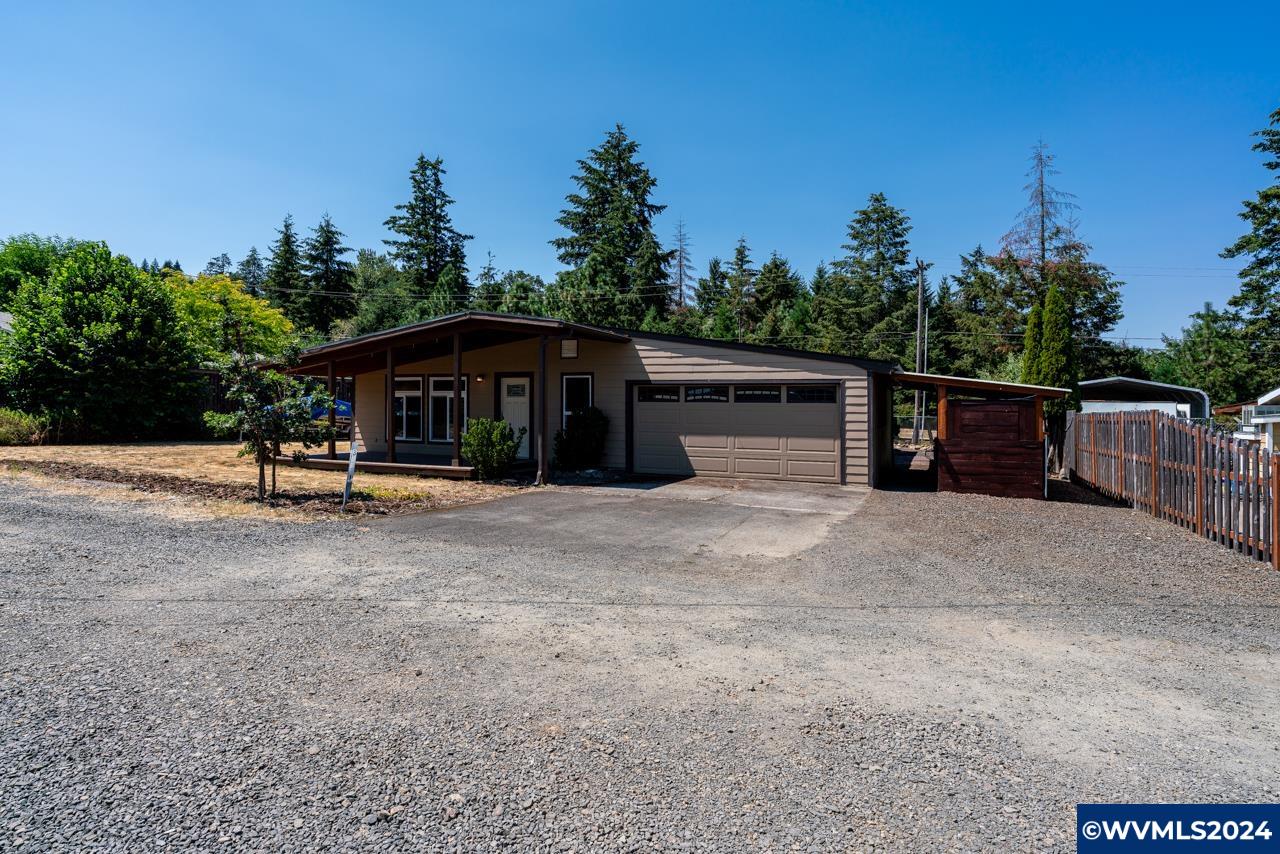 Christopher Way, Lebanon, OR 97355