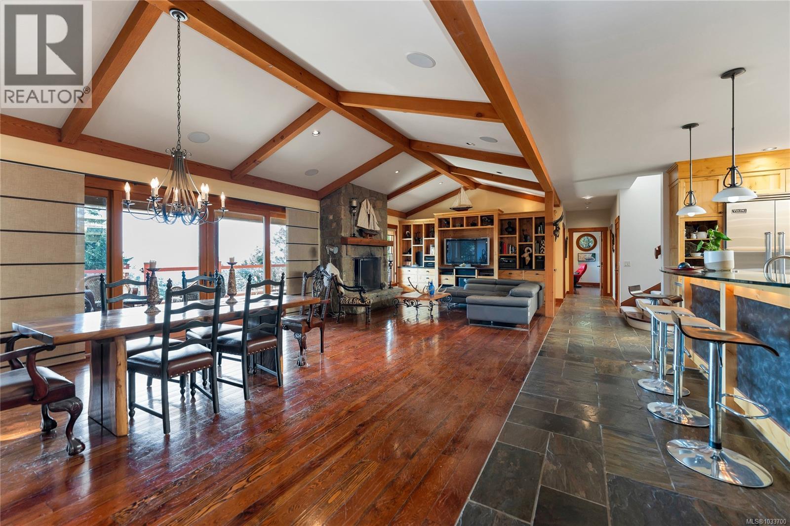 Residential in Salt Spring 4