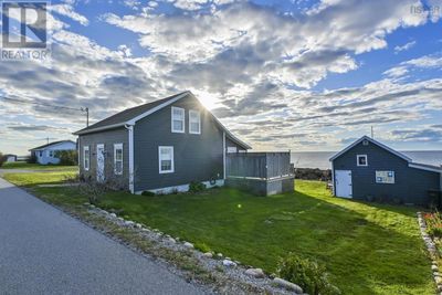 12271 Shore Rd E, House other with 3 bedrooms, 2 bathrooms and null parking in Port George NS | Image 2