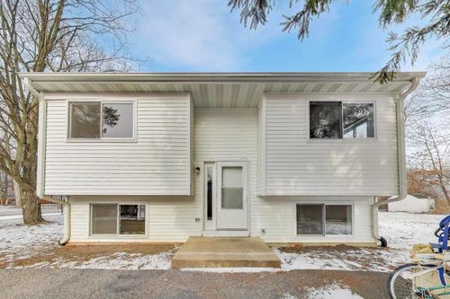 37055 N Capillo Ave, Lake Villa, IL, 60046-7708 | Card Image