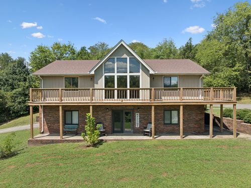 26 Friendship Hollow Rd S, Pleasant Shade, TN, 37145-3424 | Card Image