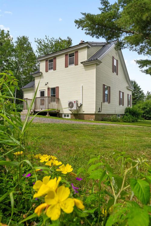 4 Memory Rd, Musquodoboit Harbour, NS, B0J2L0 | Card Image