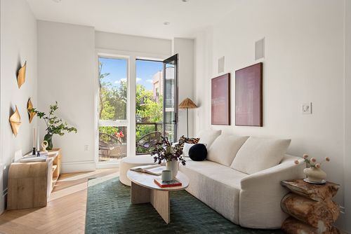 302-170 West St, Brooklyn, NY, 11222-6652 | Card Image