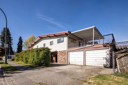 5591 Clarendon St, Vancouver, BC, V5R3K1 | Card Image