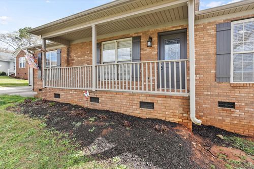 127 Harvest Ridge Dr, Inman, SC, 29349-9131 | Card Image