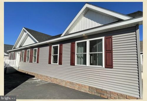 482 Manatawny St, Pottstown, PA, 19464-5171 | Card Image