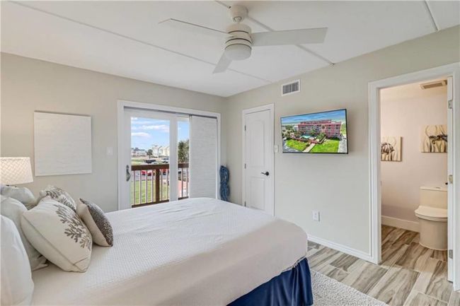 UNIT-210 - 4903 State Highway 361, Condo with 3 bedrooms, 3 bathrooms and null parking in Port Aransas TX | Image 15
