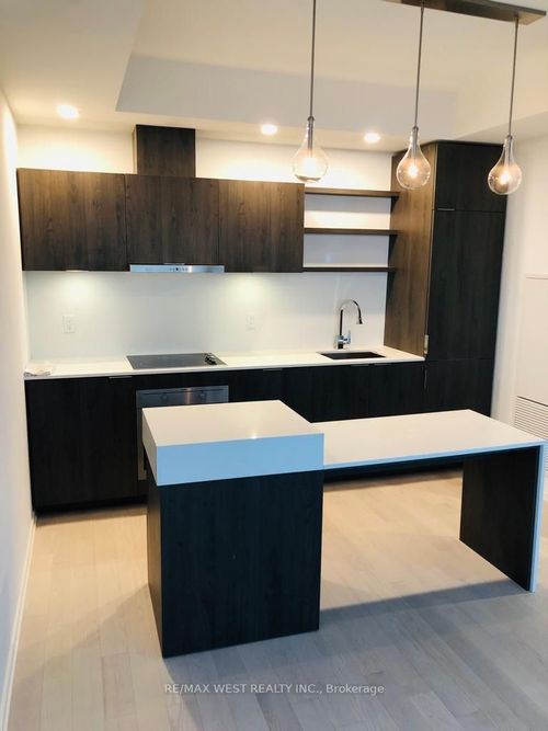 3203-16 Bonnycastle St, Toronto, ON, M5A0C9 | Card Image