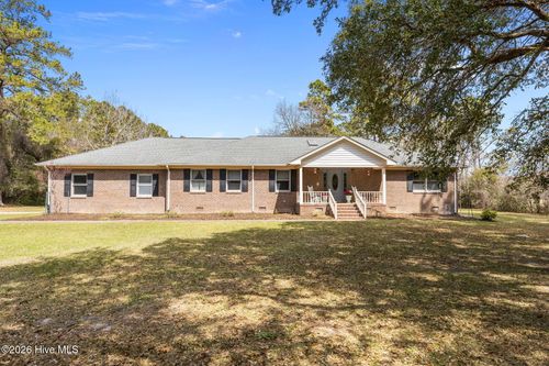 724 Highway 24, Newport, NC, 28570-6588 | Card Image