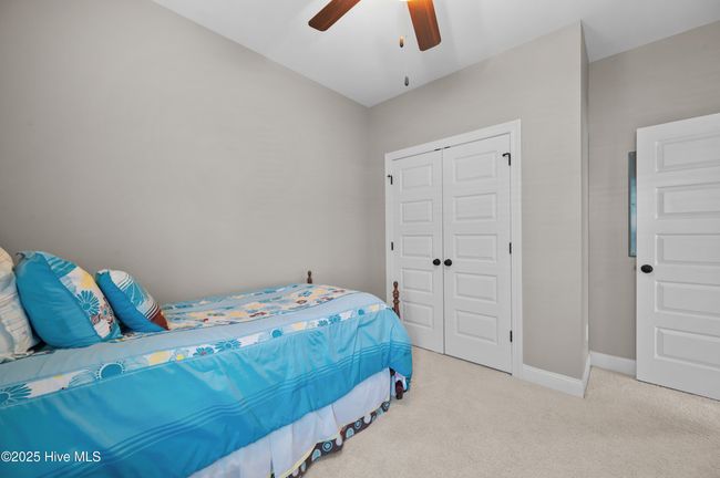 bed 2 | Image 29