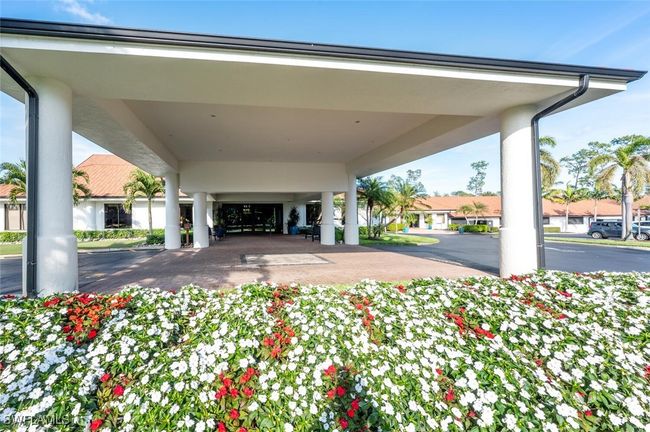 Main Clubhouse Entrance | Image 30