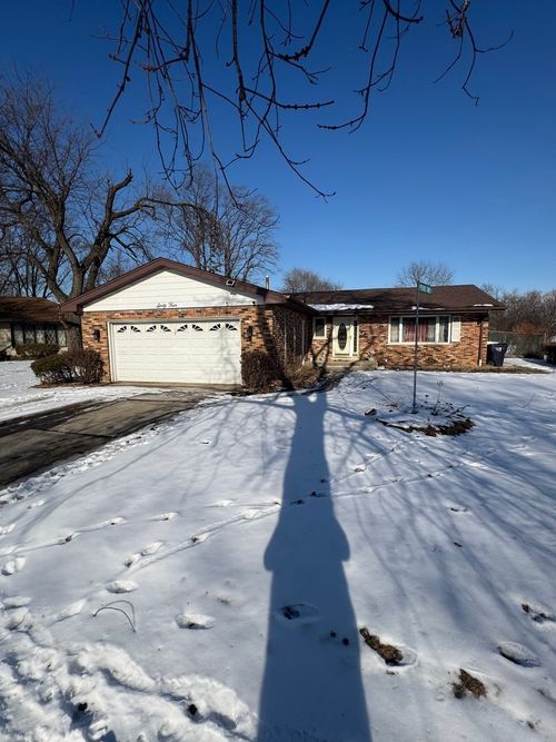 64 E 158th Pl, South Holland, IL, 60473-1401 | Card Image