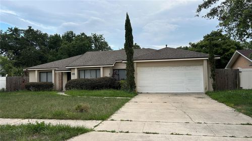 300 Dublin Dr, LAKE MARY, FL, 32746-3318 | Card Image