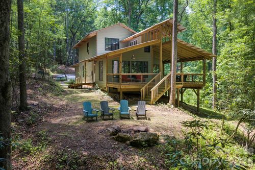 378 Dobson View Dr, Nebo, NC, 28761-9405 | Card Image
