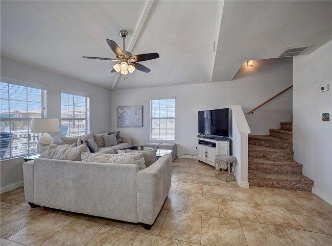 514 Royal Palm Dr, House other with 3 bedrooms, 3 bathrooms and 4 parking in Port Aransas TX | Image 14