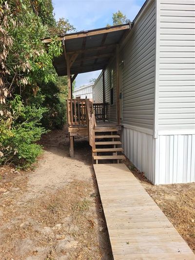 Front porch | Image 2