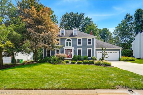 2850 Limington St Nw, North Canton, OH, 44720-8323 | Card Image