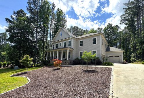 220 Kenway Loop, Mooresville, NC, 28117-8410 | Card Image