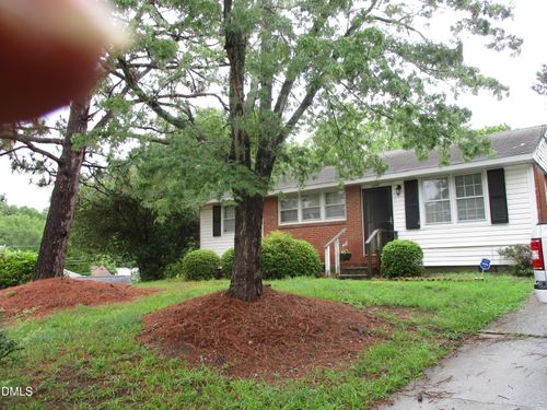 1008 Hadley Rd, Raleigh, NC, 27610-4829 | Card Image