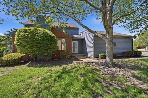 2a-2 Sun Pointe Ct, Bloomington, IL, 61704-1445 | Card Image