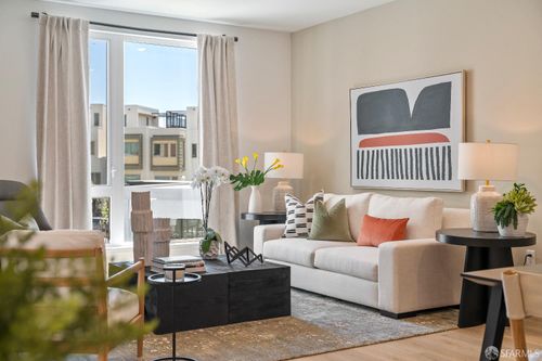219-52 Kirkwood Ave, San Francisco, CA, 94124-3067 | Card Image