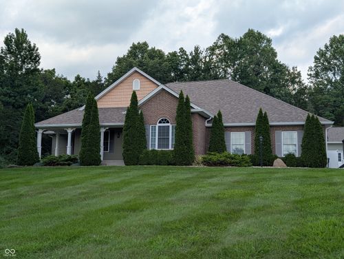 750 S Bay Hl, North Vernon, IN, 47265-4805 | Card Image