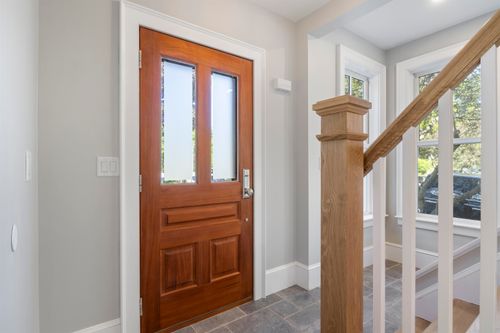 205 Broad St, Portsmouth, NH, 03801-5111 | Card Image
