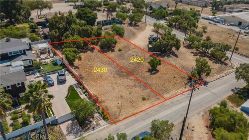 2430 Gaviota Ave, Signal Hill, CA, 90755-3610 | Card Image