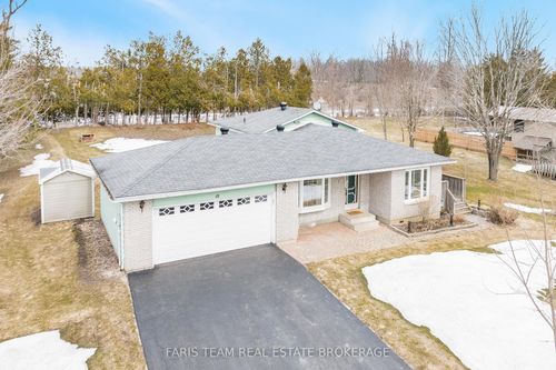 10 William St, Oro Medonte, ON, L0L2L0 | Card Image