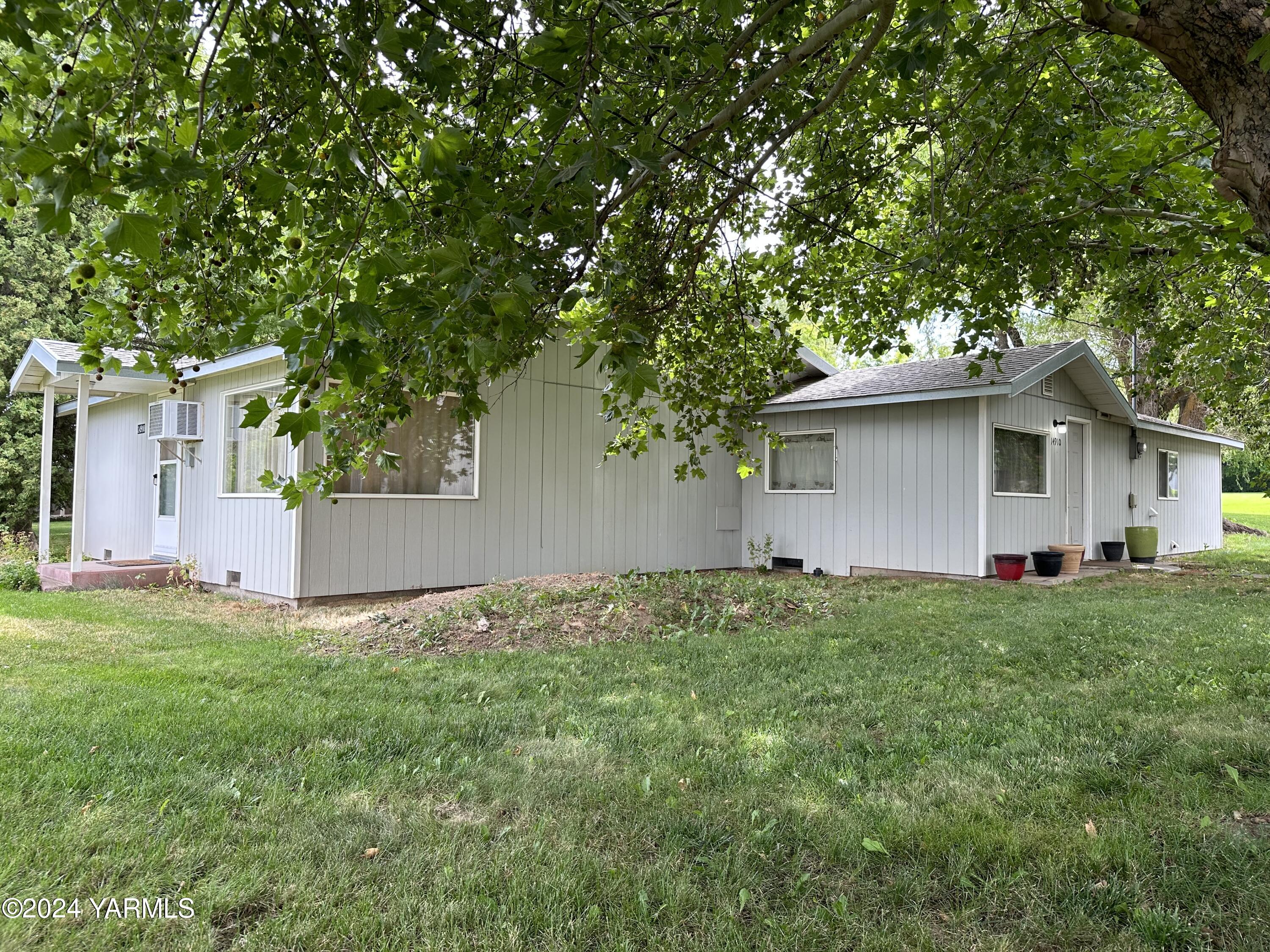 Fisk Rd, Yakima, WA 98908
