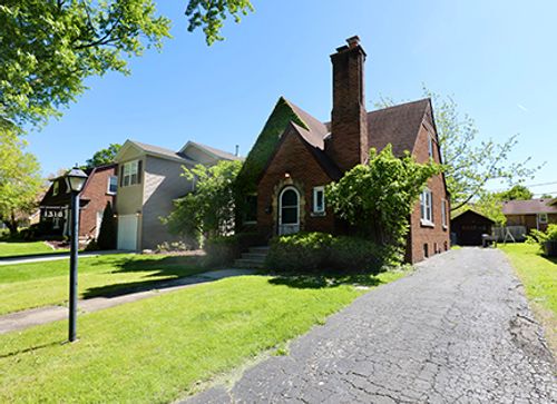 1318 Colorado Ave, Joliet, IL, 60435-3755 | Card Image