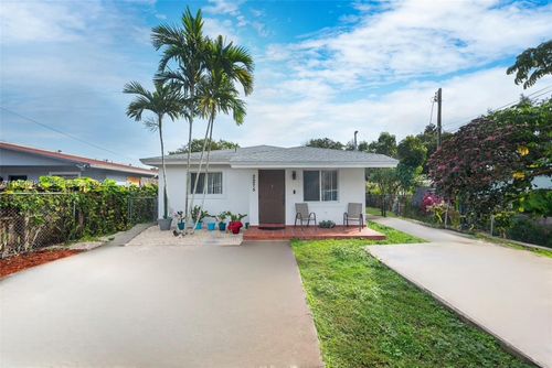 2275 Sw 61st Ave, Miami, FL, 33155 | Card Image