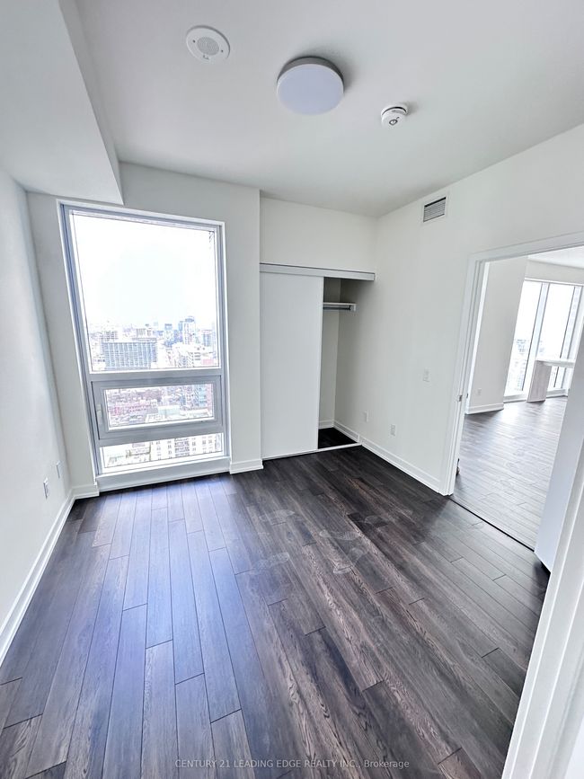 3106 - 89 Church St, Condo with 2 bedrooms, 2 bathrooms and null parking in Toronto ON | Image 6