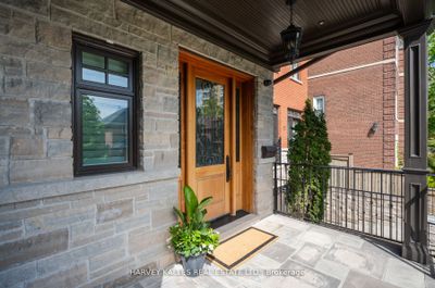 72 Lawton Blvd, Home with 4 bedrooms, 6 bathrooms and 4 parking in Toronto ON | Image 3