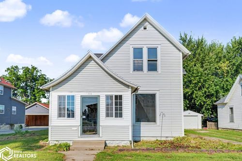 111 S 9th Street, Marshalltown, IA, 50158 | Card Image