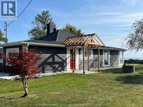 394 Robson Rd, Leamington, ON, N8H0A6 | Card Image