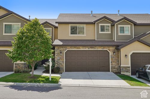 1056 S Aspen Pl, Provo, UT, 84606-6444 | Card Image