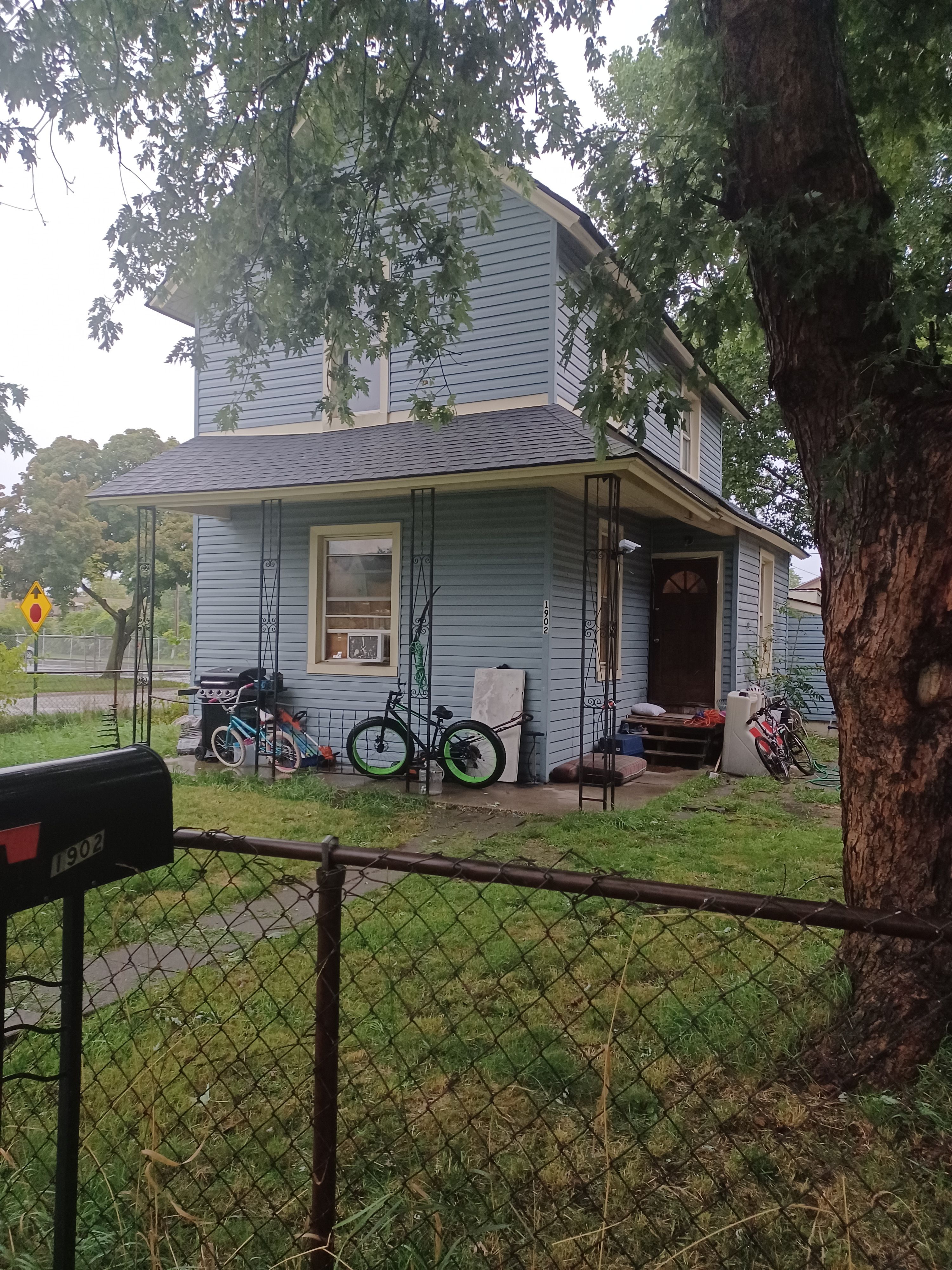 25th St, Port Huron, MI 48060