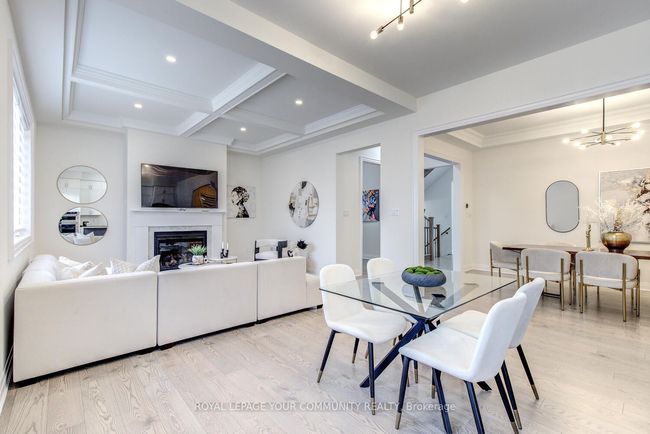 1243 Queens Plate Rd, House other with 5 bedrooms, 5 bathrooms and 2 parking in Oakville ON | Image 16