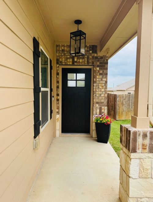1045 Gaelic Dr, Georgetown, TX, 78626-7730 | Card Image