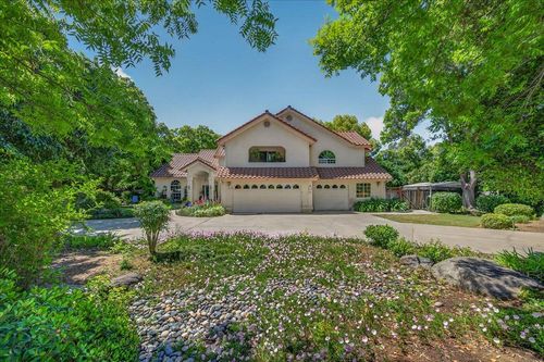 6155 Dockery Avenue, Clovis, CA, 93619 | Card Image