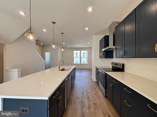 17968 Alicia Ave, Dumfries, VA, 22026-3403 | Card Image