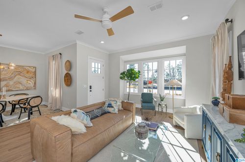 1695 Thatcham Lane, HOOVER, AL, 35244 | Card Image