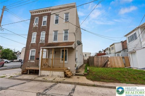1316 Newton St, Allentown, PA, 18102-3719 | Card Image