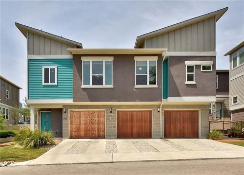 3000 Pither Ln, Austin, TX, 78741-7252 | Card Image