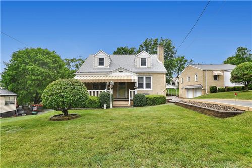 711-709 Kenny St, West Mifflin, PA, 15122-2016 | Card Image